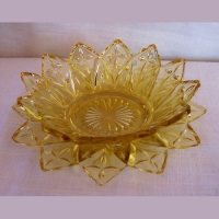 Federal Petal Bowl & Plate