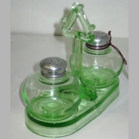 Greensburg # 205-2 Salt & Pepper Set w/ Handled Tray