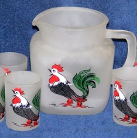 Hazel-Atlas Juice Set w/ Rooster Decoration