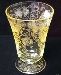 Hazel-Atlas Florentine #2 (Poppy #2) Footed Tumbler