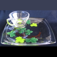 Hazel-Atlas Gay Fad Ivy Snack Set