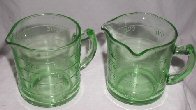 Hazel-Atlas One and Three Spout Measuring Cups