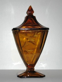 Jeannette #  95 Covered Candy Jar w/ Unknown Cutting