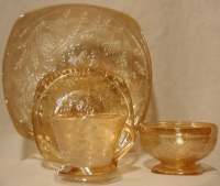 Jeannette Floragold Place Setting