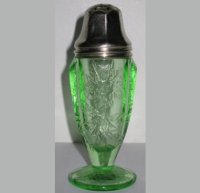 Jeannette Floral Shaker