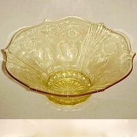 Lancaster # 378/ 9 Sphinx Console Bowl