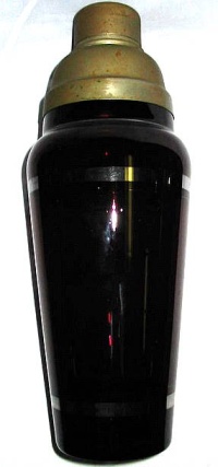 MacBeth-Evans Shaker