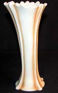 Northwood Four Pillars Swing Vase