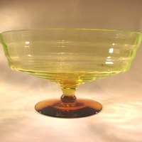Utility Mandalay Dine Bi-Color Footed Bowl