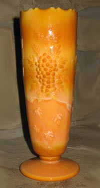 L. E. Smith # 9961 Grape Vase