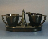 L. E. Smith Cream & Sugar w/ Center HandleTray