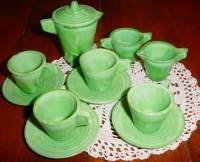 Alley Agate Children's Jadite Tea Set