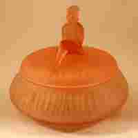 L. E. Smith "Jackie" Powder Jar