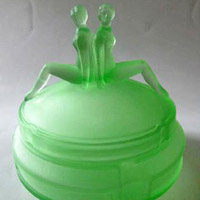 L. E. Smith "Twins" Powder Jar