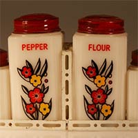 Tipp City Floral Shaker Set