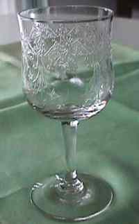 Central #1241-1/2 Goblet w/ #7 (Hanging Stars) Etch