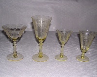 Cambridge #3130 Stems w/ Apple Blossom Etch