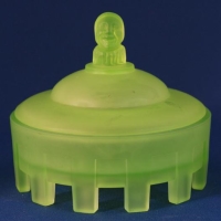Taussaunt Court Jester Powder Box